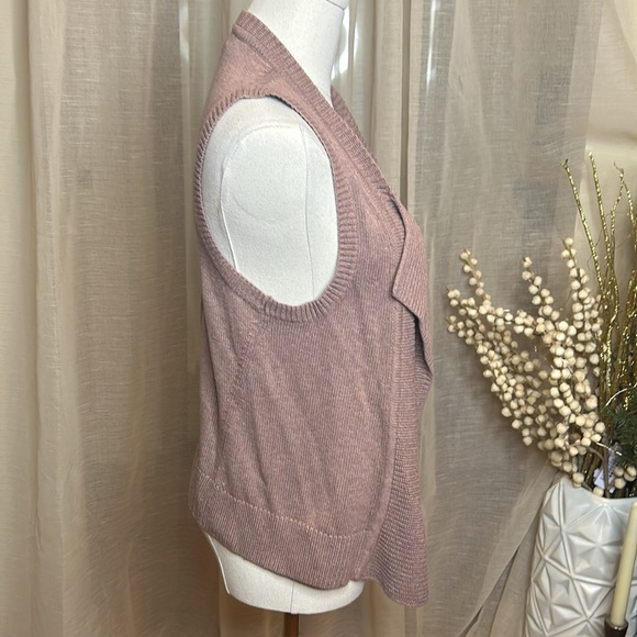 Gap Rose Knit Sweater Vest Small - Picture 3 of 4